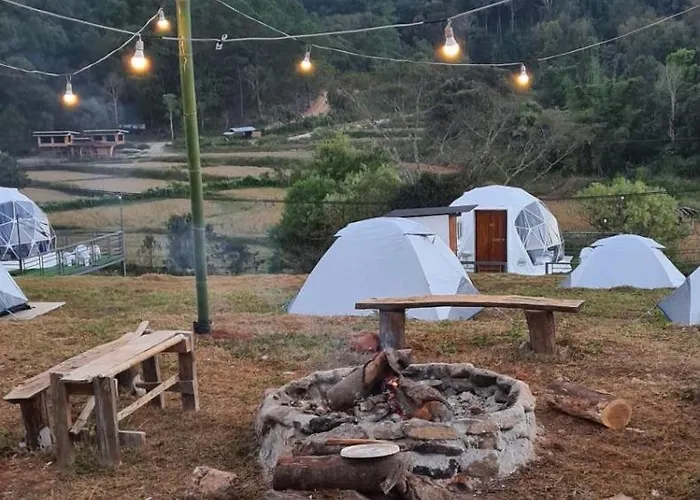 ข้างเขาแคมป์ Khangkhao Camp
