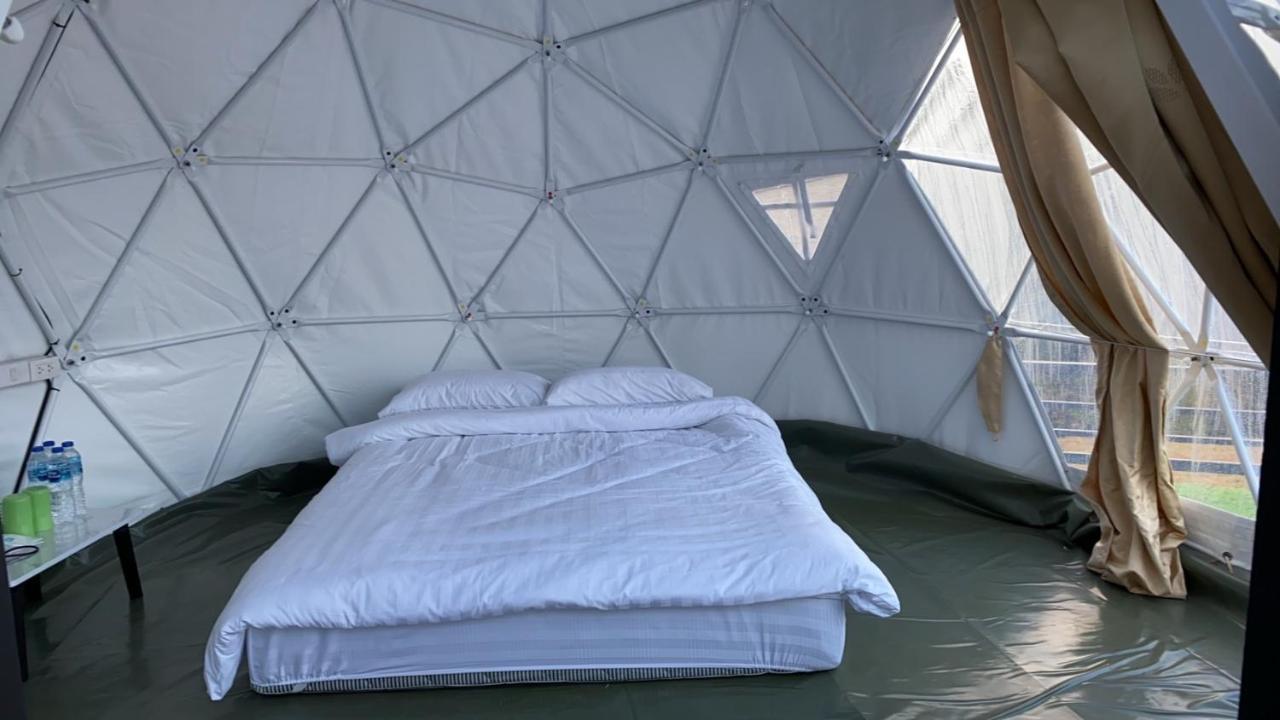 ข้างเขาแคมป์ Khangkhao Camp Tente de luxe Ban Yang Khun Wang
